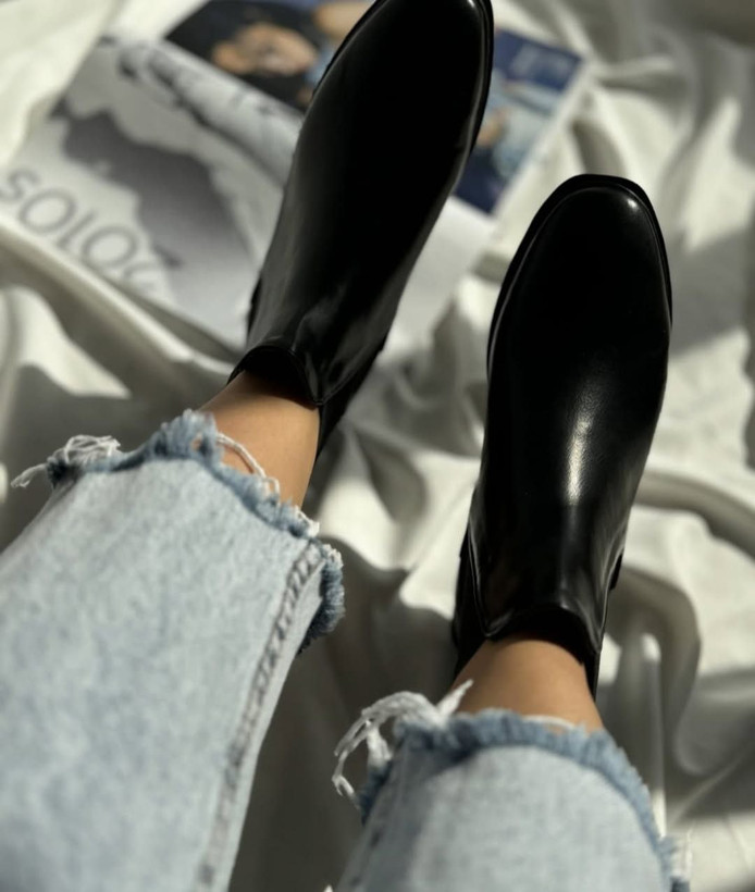 نیم بوت چرم زنانه