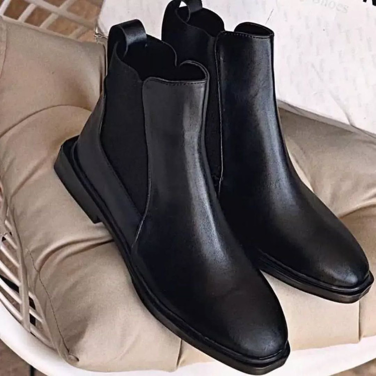 نیم بوت کشی