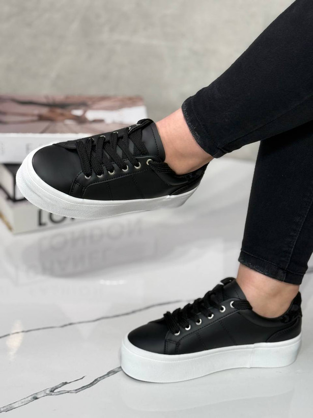 ونس مشکی زنانه