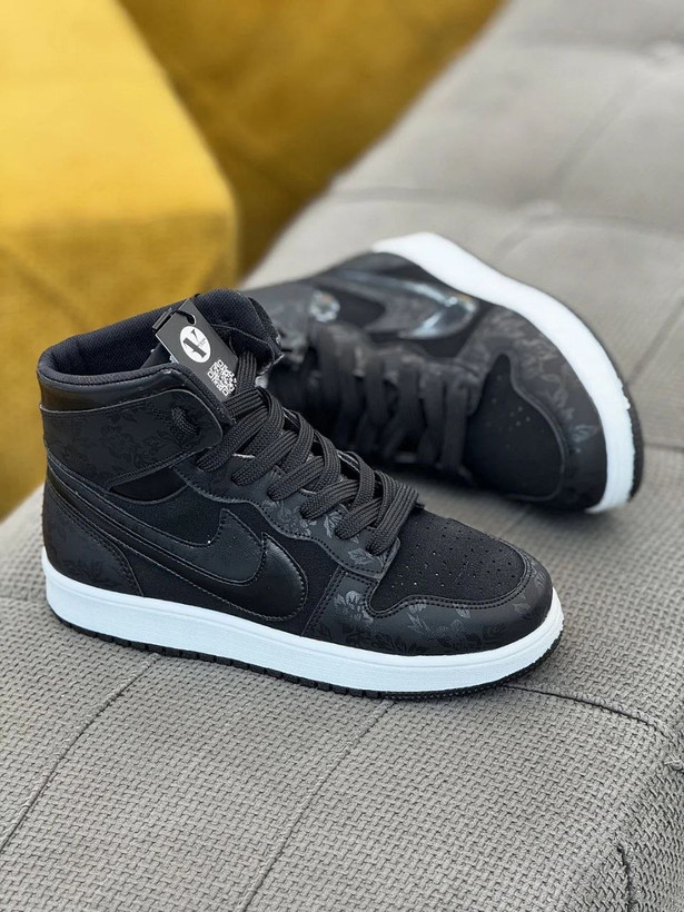 کتونی ساقدار مشکی