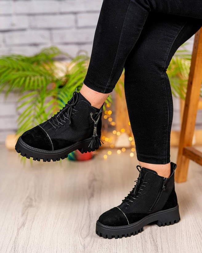 نیمبوت مشکی