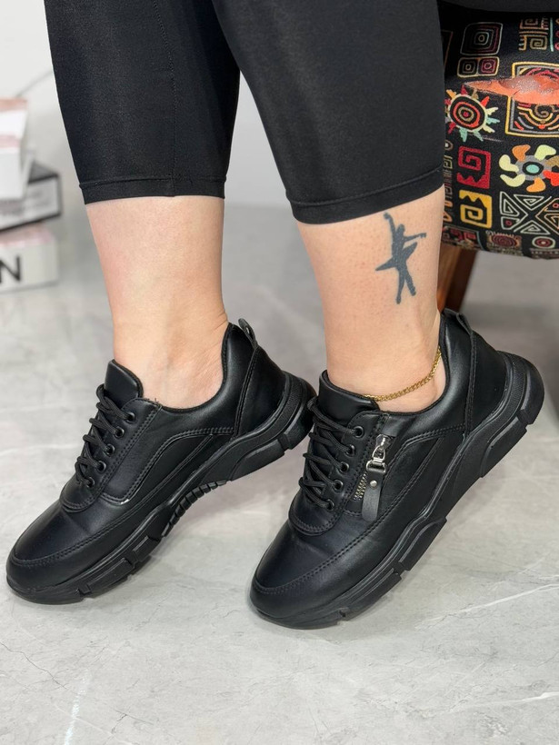 کتونی چرم زنانه