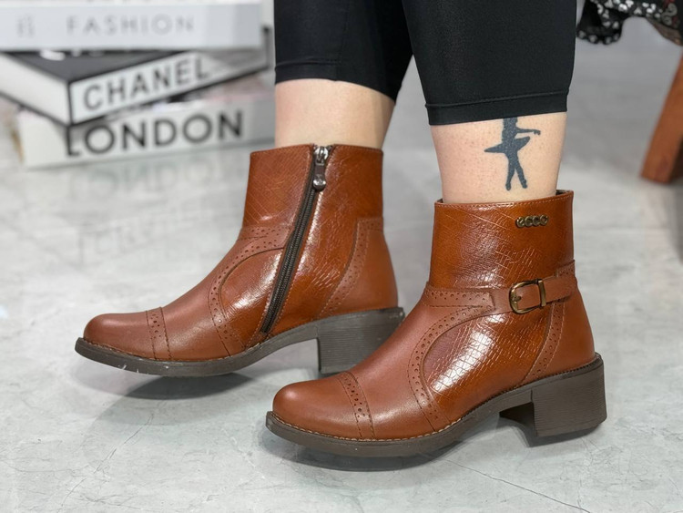 نیم بوت طبی عسلی