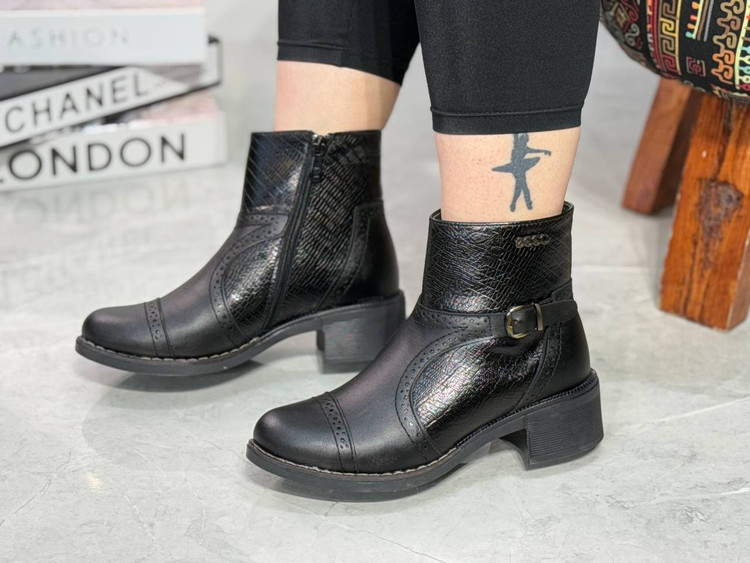 بوت طبی مشکی