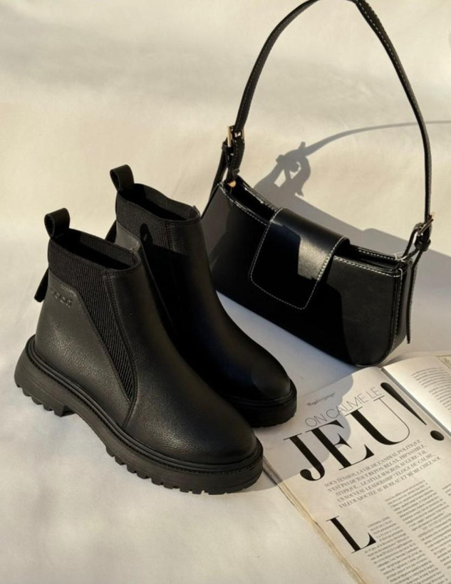 نیم بوت اسپرت مشکی