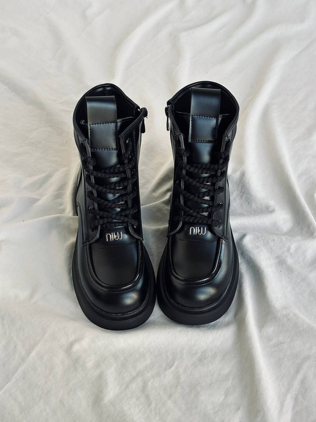 نیم بوت اسپرت