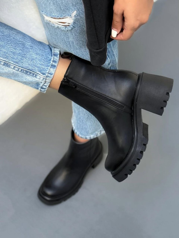 نیم بوت پاشنه ۵ سانت