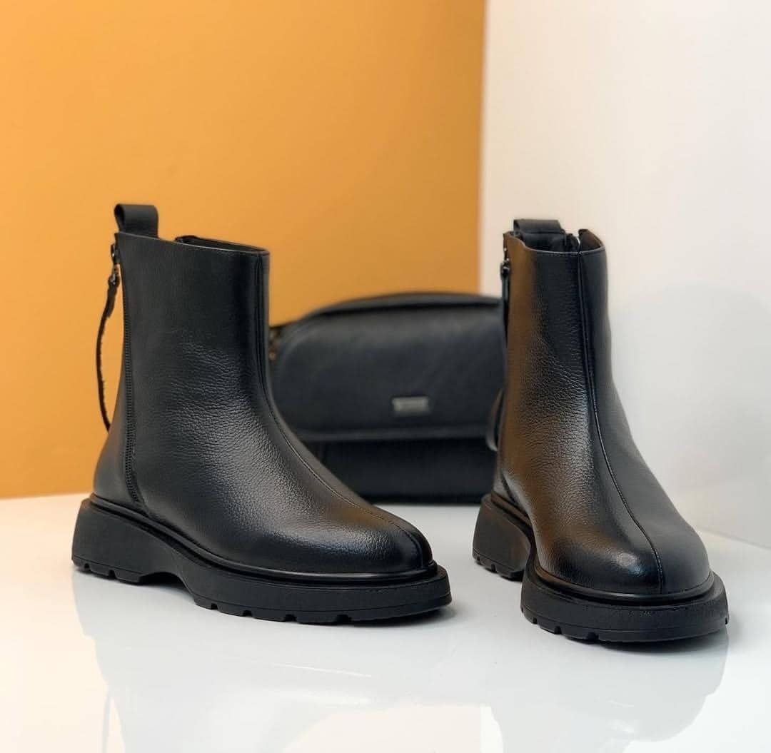 نیم بوت چرم زنانه