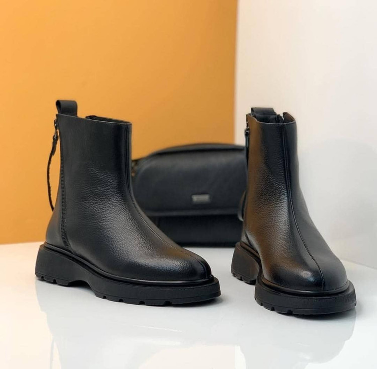 نیم بوت چرم زنانه