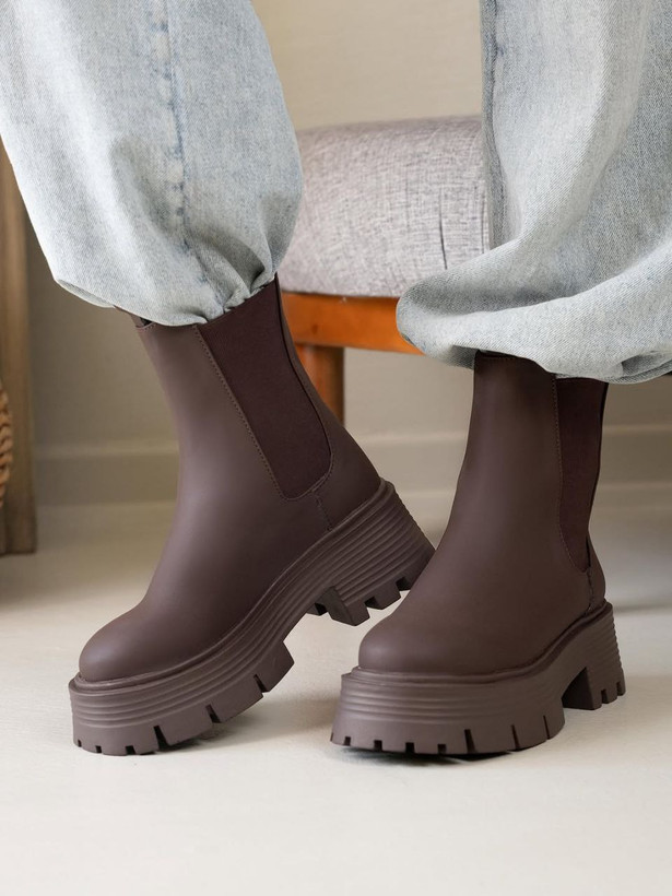 نیم بوت راحت و شیک