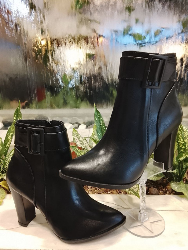 نیم بوت چرم نوک تیز