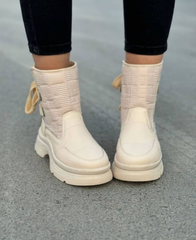 نیم بوت کرم بندی