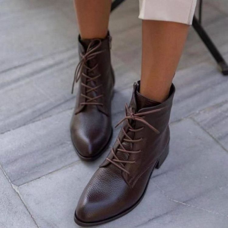 بوت شیک قهوه ای