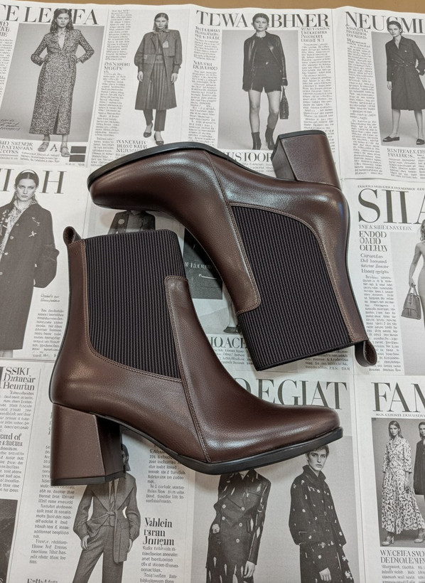 بوت مجلسی زنانه