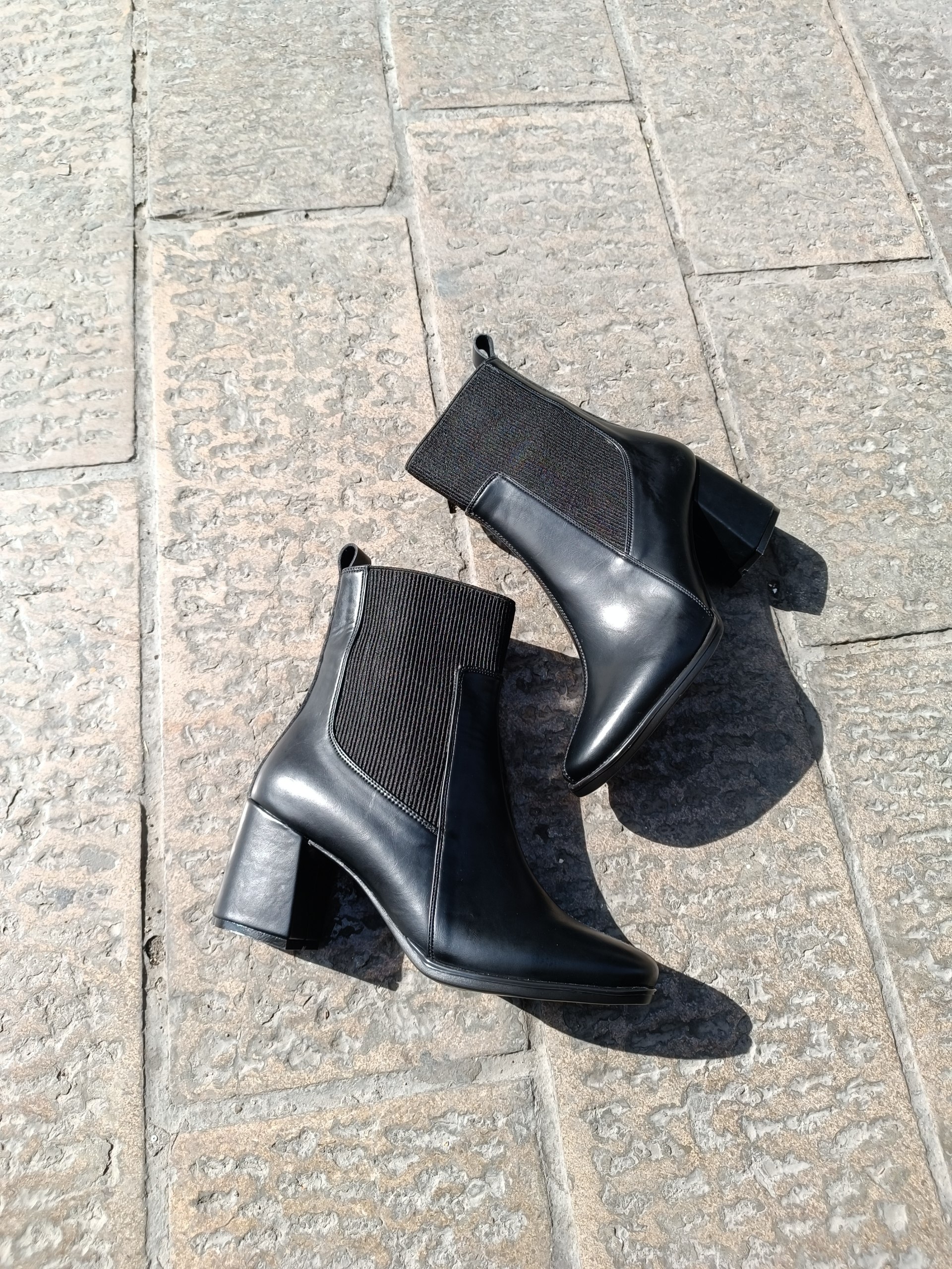 نیم بوت خاص