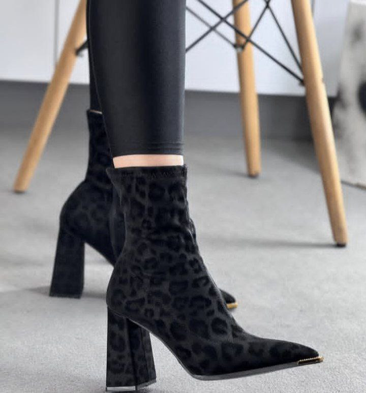 بوت پاشنه دار زنانه