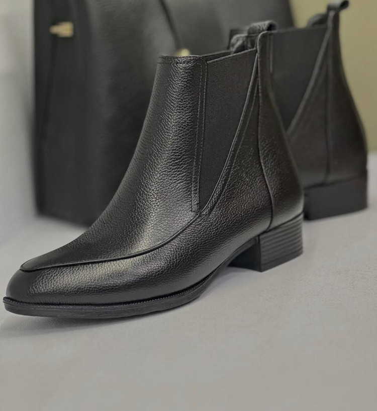 پوتین زنانه