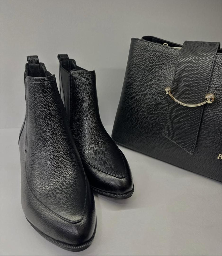 نیم بوت چرم