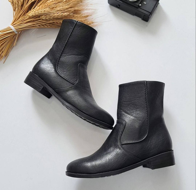 نیمبوت زنانه اقتصادی