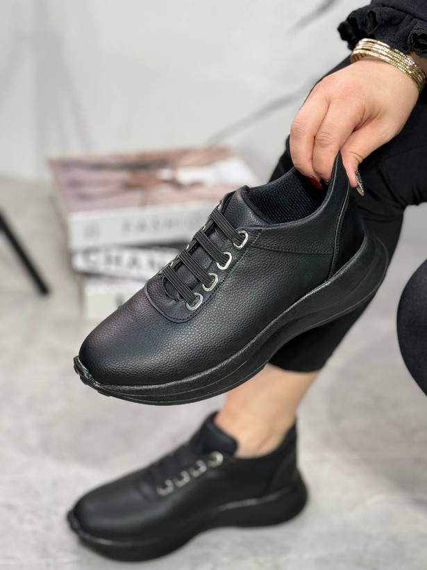 کتونی چرم زنانه