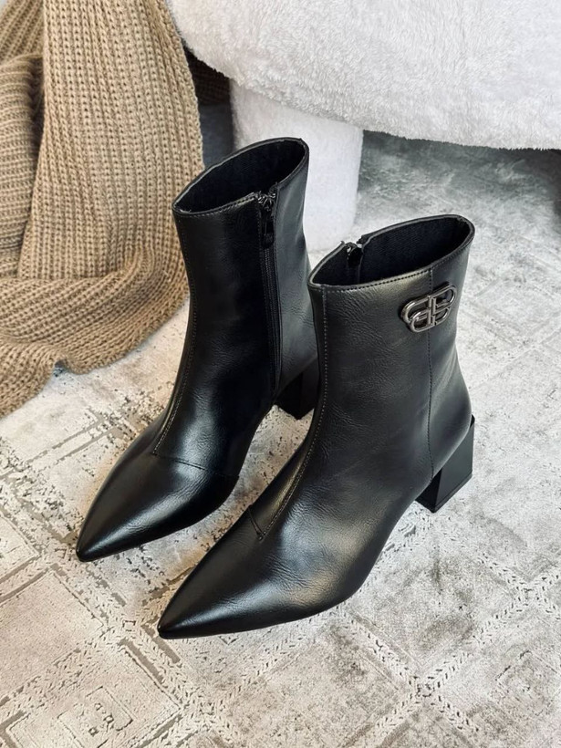 نیمبوت شیک زنانه