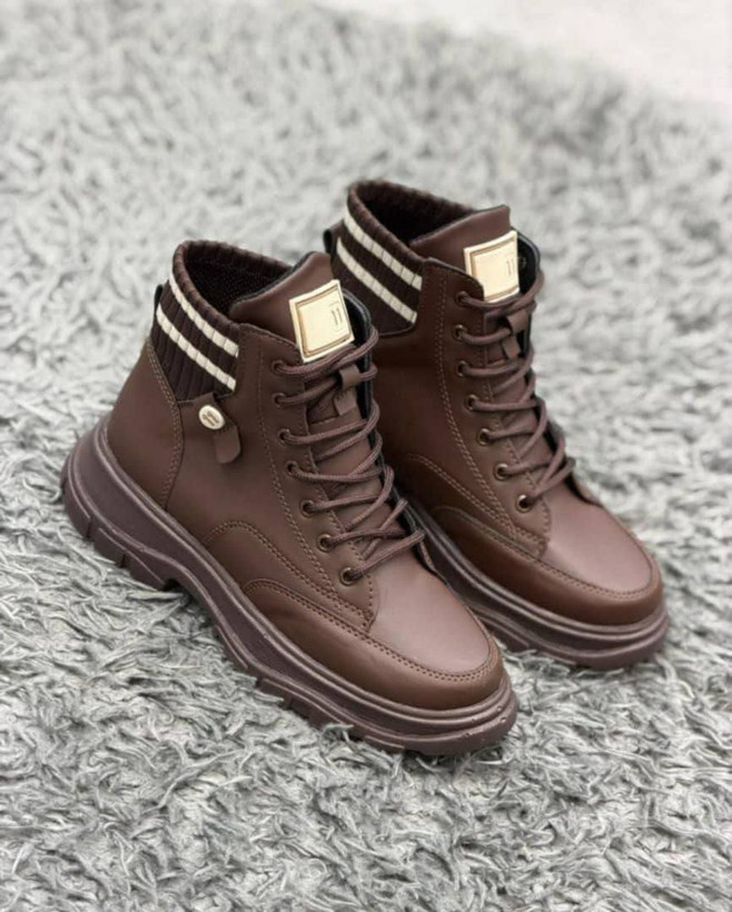 نیمبوت قهوه ای