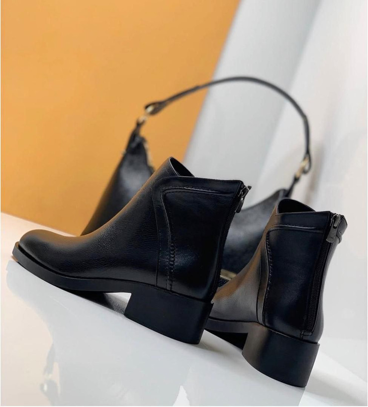 نیمبوت شیک دخترانه