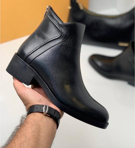 نیمبوت زنانه