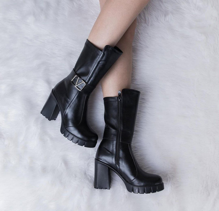 نیمبوت پاشنه ۸