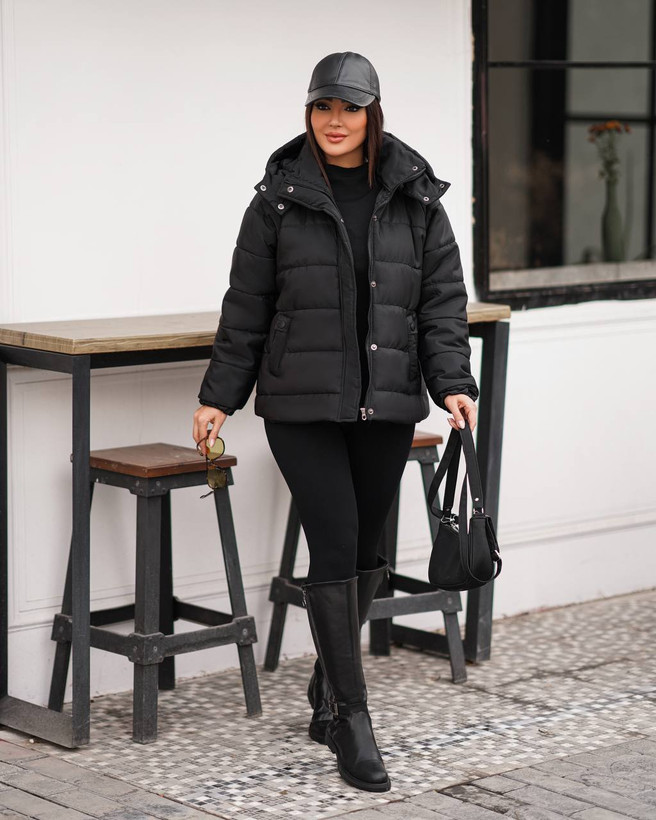 کاپشن کوتاه